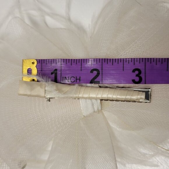 White Bow & Feathers Fascinator Hair Clip Hair Accessory - Picture 5 of 14